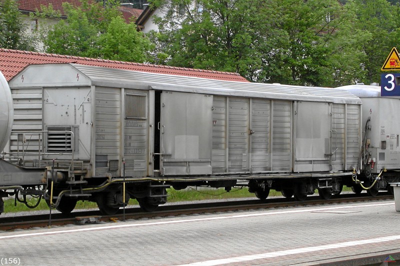 Bahn 156.jpg - Der ganze Zug der Gattung RabZ besteht aus Privatgüterwagen und ist in dieser Kombination vorwiegend in Süddeutschland unterwegs.